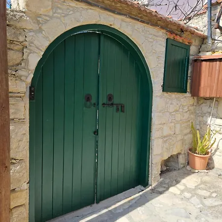 Appartement The Fig Tree House Lofou