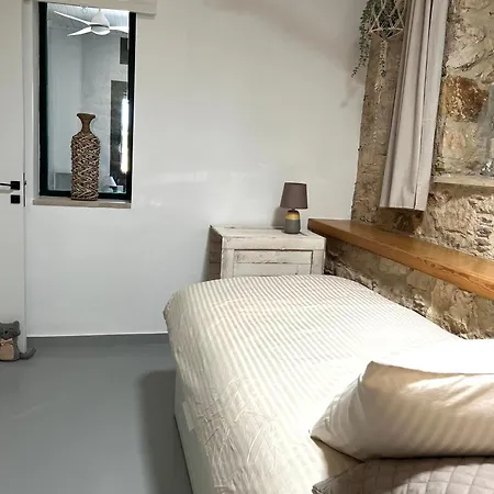 The Fig Tree House דירה