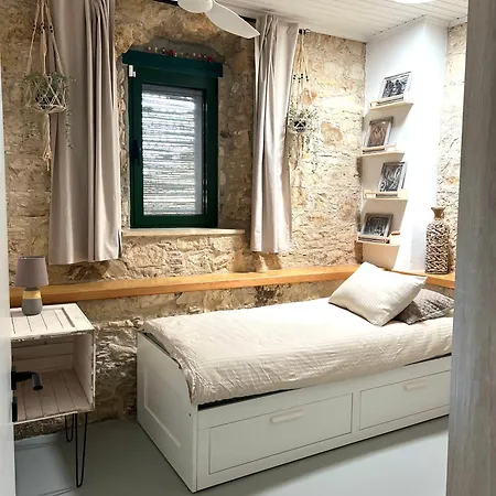 The Fig Tree House Apartman Lófu