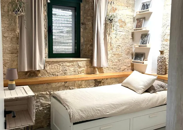 The Fig Tree House Lägenhet Lofou